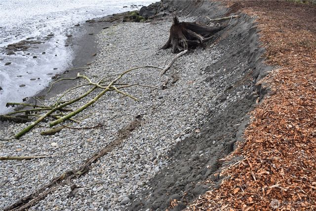 781 Mariner Court SE, Ocean Shores, WA 98569