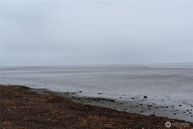 781 Mariner Court SE, Ocean Shores, WA 98569