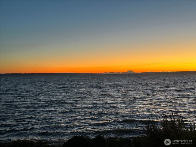781 Mariner Court SE, Ocean Shores, WA 98569
