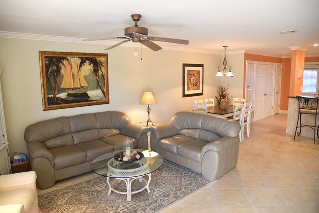 241 Ellis Road UNIT 33, Miramar Beach, FL 32550