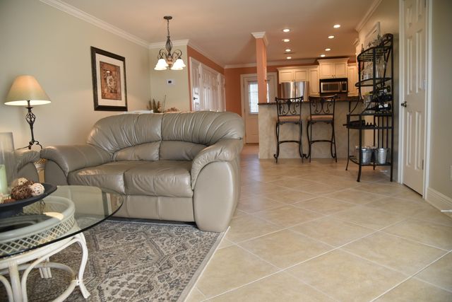 241 Ellis Road UNIT 33, Miramar Beach, FL 32550