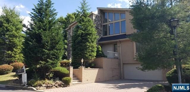 120 Jenkins, Englewood Cliffs, NJ 07632