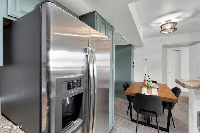 3601 W TIERRA BUENA Lane 241, Phoenix, AZ 85053