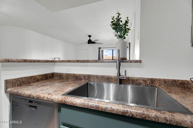 3601 W TIERRA BUENA Lane 241, Phoenix, AZ 85053