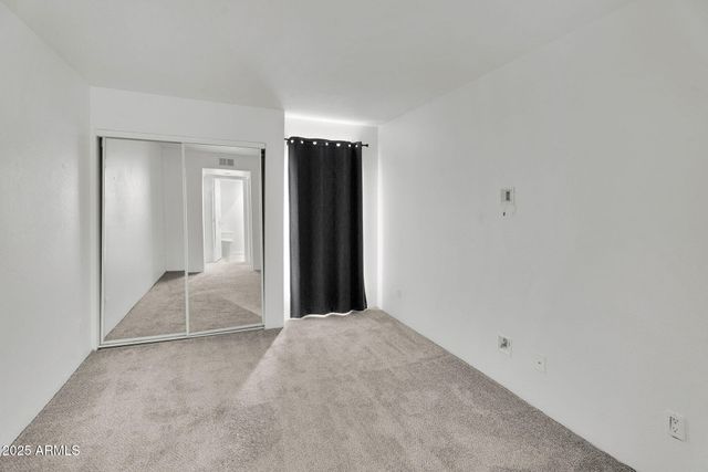 3601 W TIERRA BUENA Lane 241, Phoenix, AZ 85053