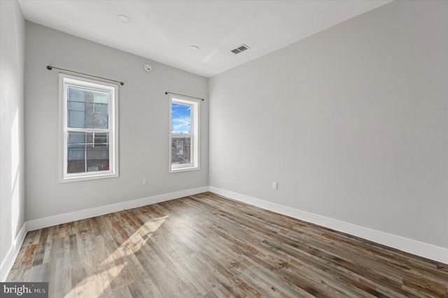 1812 E ALBERT ST, Philadelphia, PA 19125