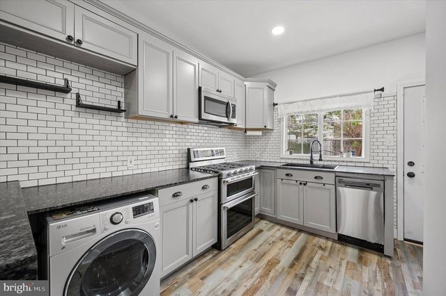 1812 E ALBERT ST, Philadelphia, PA 19125