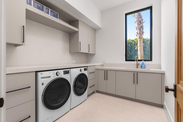 10468 El Caballo Court, Delray Beach, FL 33446