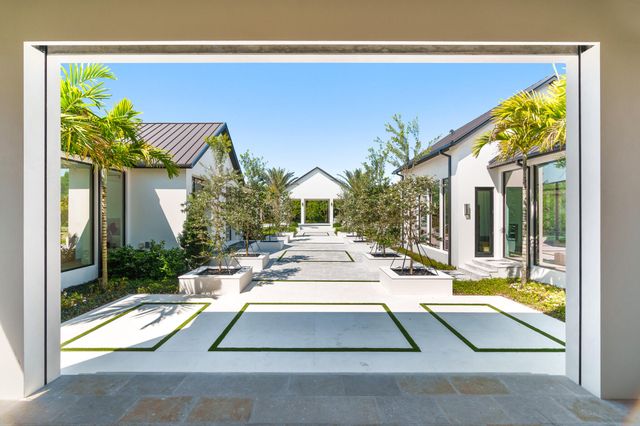 10468 El Caballo Court, Delray Beach, FL 33446