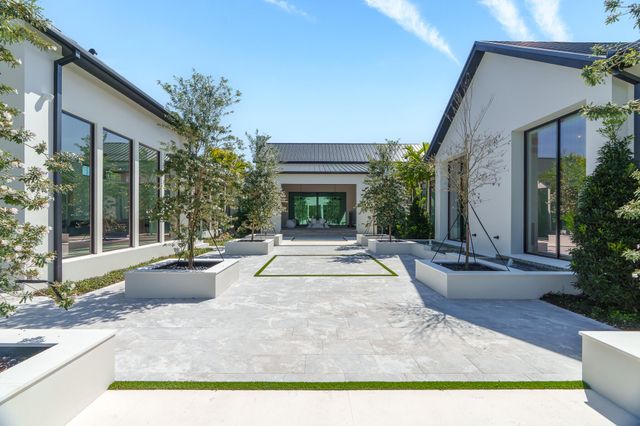 10468 El Caballo Court, Delray Beach, FL 33446