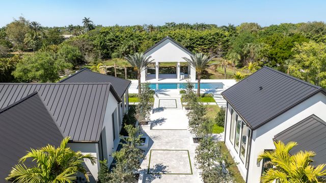 10468 El Caballo Court, Delray Beach, FL 33446