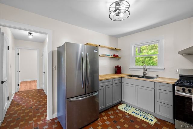 5083 South Onondaga Road, Onondaga, NY 13120