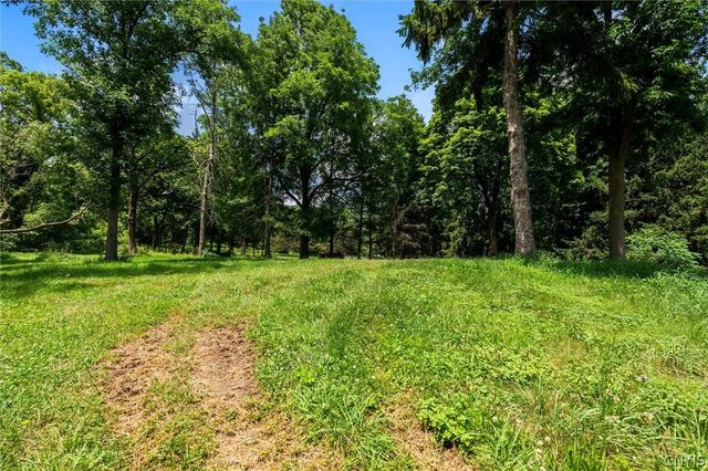 5083 South Onondaga Road, Onondaga, NY 13120