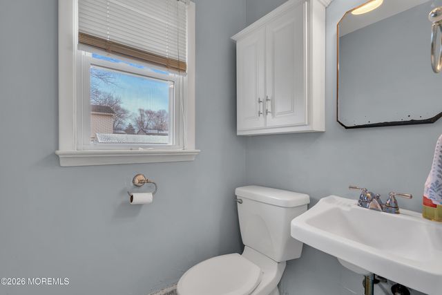 107 Rivercrest Drive, Toms River, NJ 08753