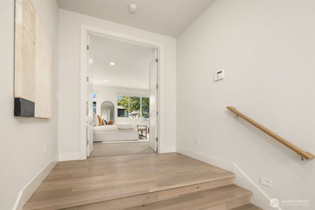 9221 126th Avenue NE, Kirkland, WA 98033