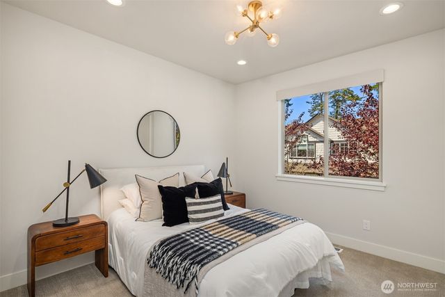 9221 126th Avenue NE, Kirkland, WA 98033