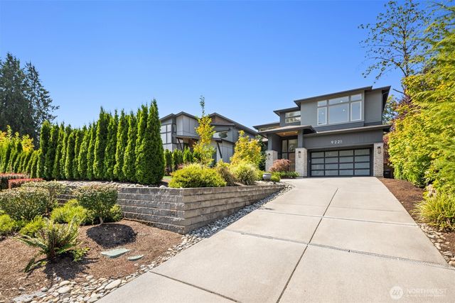 9221 126th Avenue NE, Kirkland, WA 98033