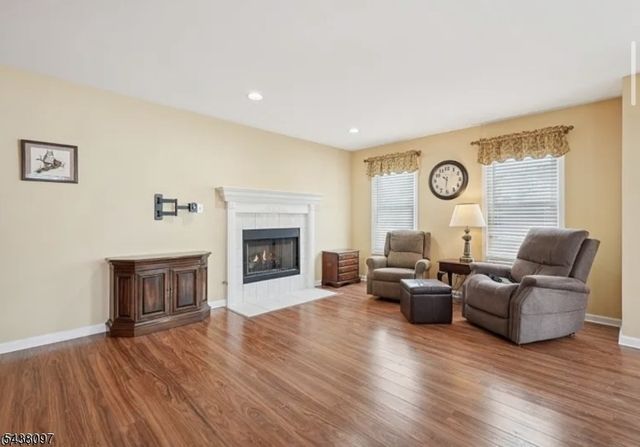 2 Caleb Ct, Hardyston Twp., NJ 07419