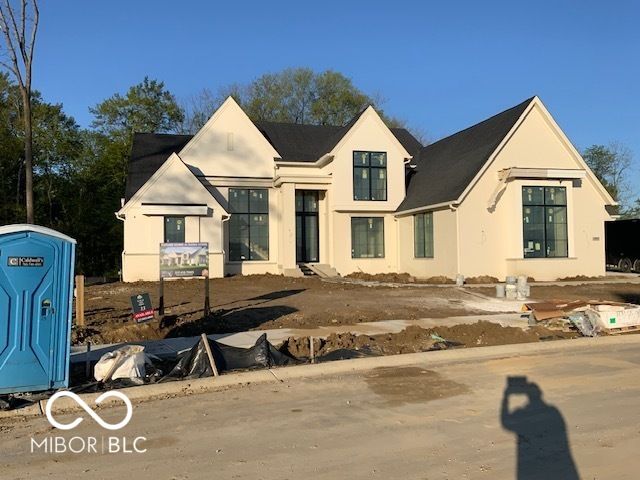 5854 Julep Drive, Zionsville, IN 46077