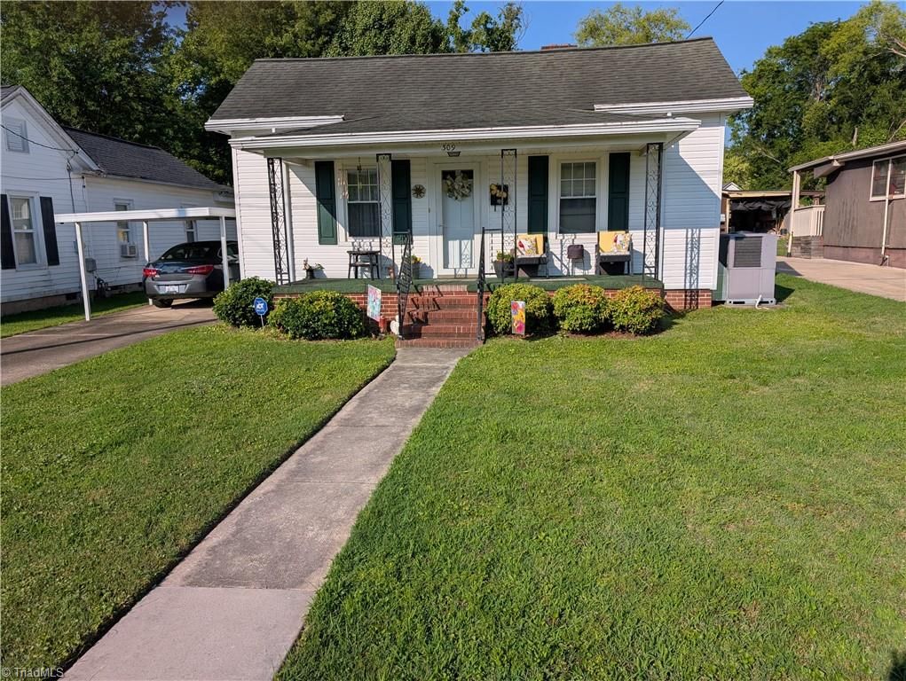 309 Monroe Street, Eden, NC 27288