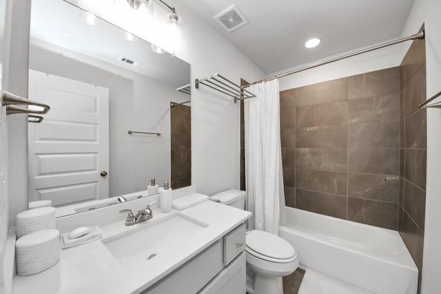 19910 Southern Stream Drive, Cypress, TX 77433