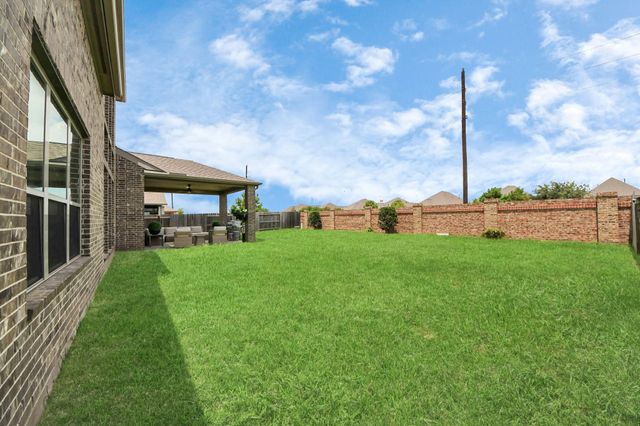19910 Southern Stream Drive, Cypress, TX 77433