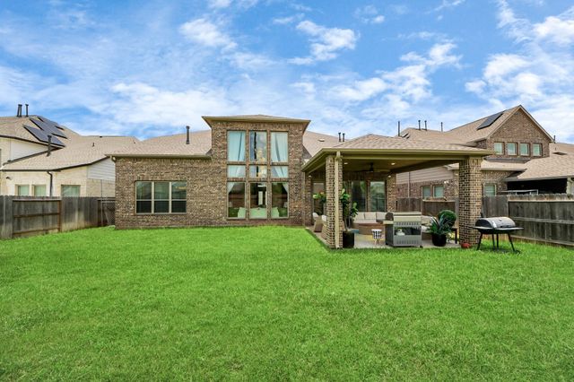 19910 Southern Stream Drive, Cypress, TX 77433
