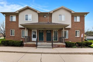 18530 14 Mile Road 4, Fraser, MI 48026