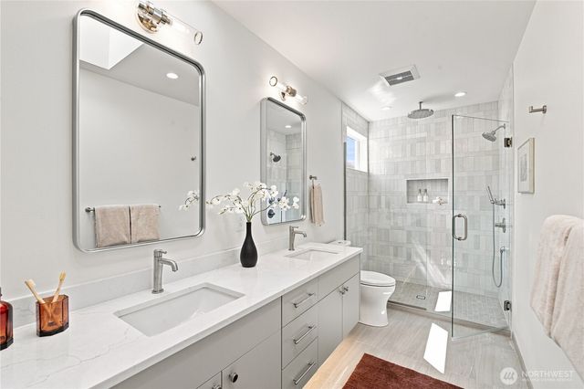 2645 Walnut Avenue SW, Seattle, WA 98116