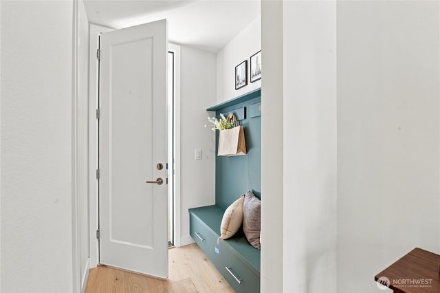 2645 Walnut Avenue SW, Seattle, WA 98116