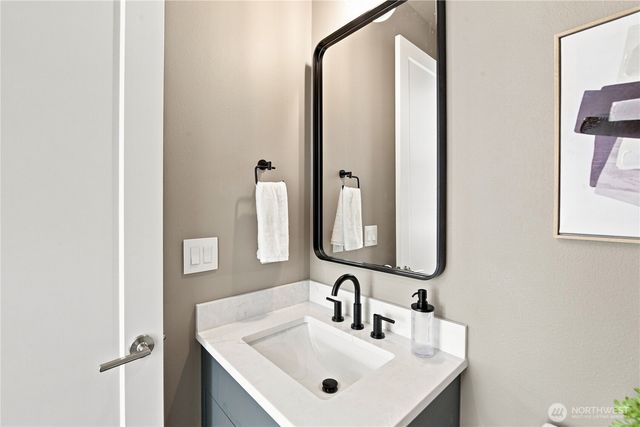 2645 Walnut Avenue SW, Seattle, WA 98116