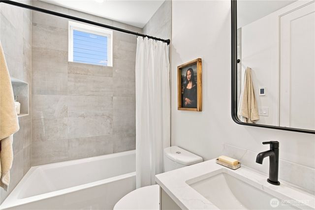 2645 Walnut Avenue SW, Seattle, WA 98116