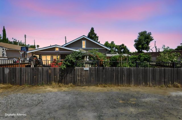 3391 26th Ave, Sacramento, CA 95820