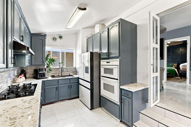 3391 26th Ave, Sacramento, CA 95820
