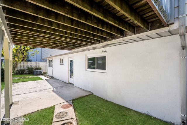 42 Georgian Boulevard, Jackson, NJ 08527