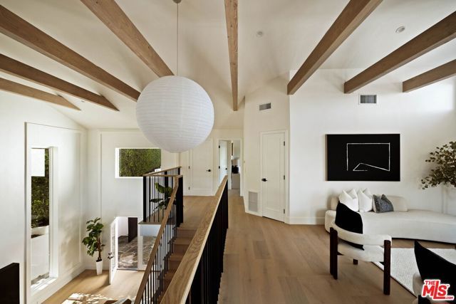 4041 Davana Road, Sherman Oaks, CA 91423