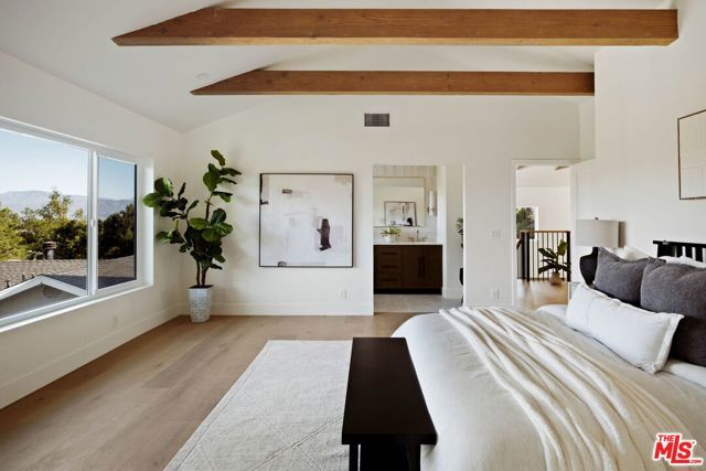 4041 Davana Road, Sherman Oaks, CA 91423