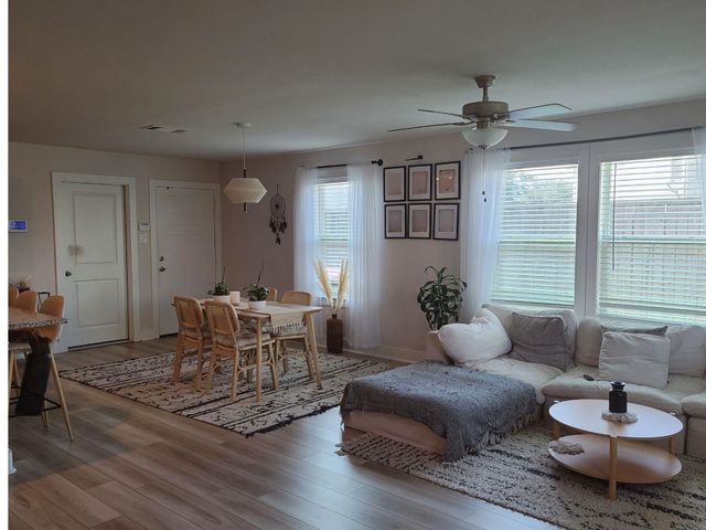 7026 Highland Cypress Trail, Cypress, TX 77433