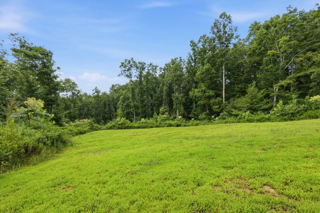 594 Highway 100, Centerville, TN 37033