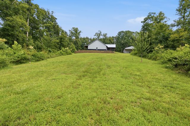 594 Highway 100, Centerville, TN 37033
