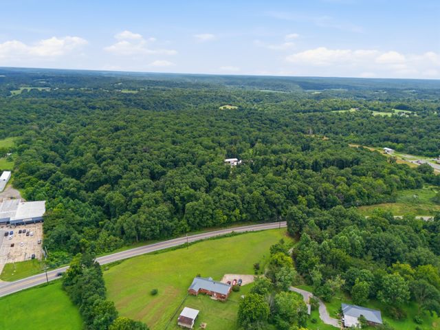 594 Highway 100, Centerville, TN 37033