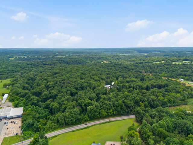 594 Highway 100, Centerville, TN 37033