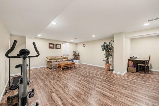 51133 Federal Boulevard, Canton Charter Township, MI 48188
