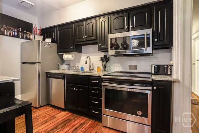 111 Lincoln Street 1B, Savannah, GA 31401