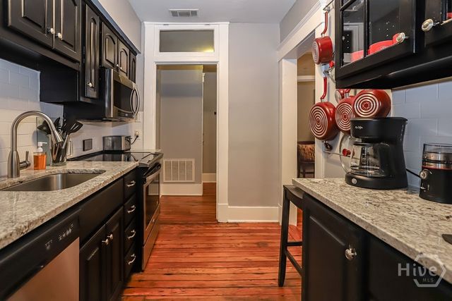 111 Lincoln Street 1B, Savannah, GA 31401