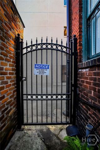 111 Lincoln Street 1B, Savannah, GA 31401