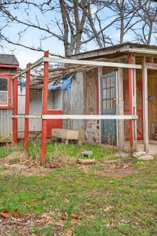 7230 Hartsville Pike, Lebanon, TN 37087