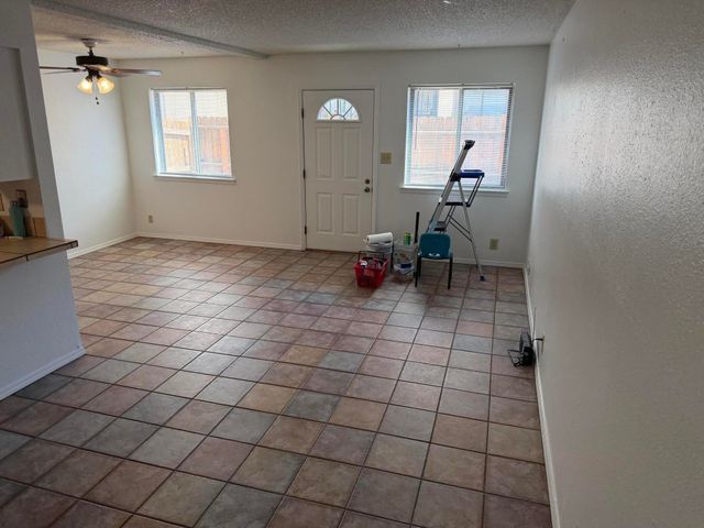 12008 Stilwell Drive NE APT B, Albuquerque, NM 87112