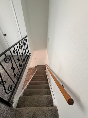 12008 Stilwell Drive NE APT B, Albuquerque, NM 87112