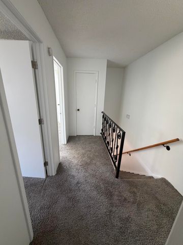 12008 Stilwell Drive NE APT B, Albuquerque, NM 87112